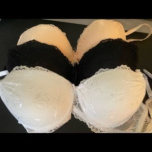 Set of 3 bras size 36C